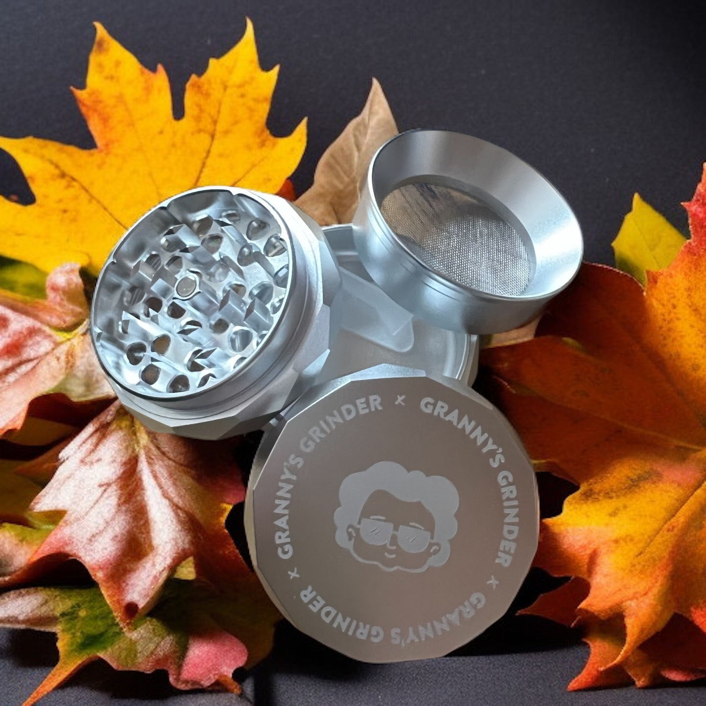 Granny‘s Grinder Silber