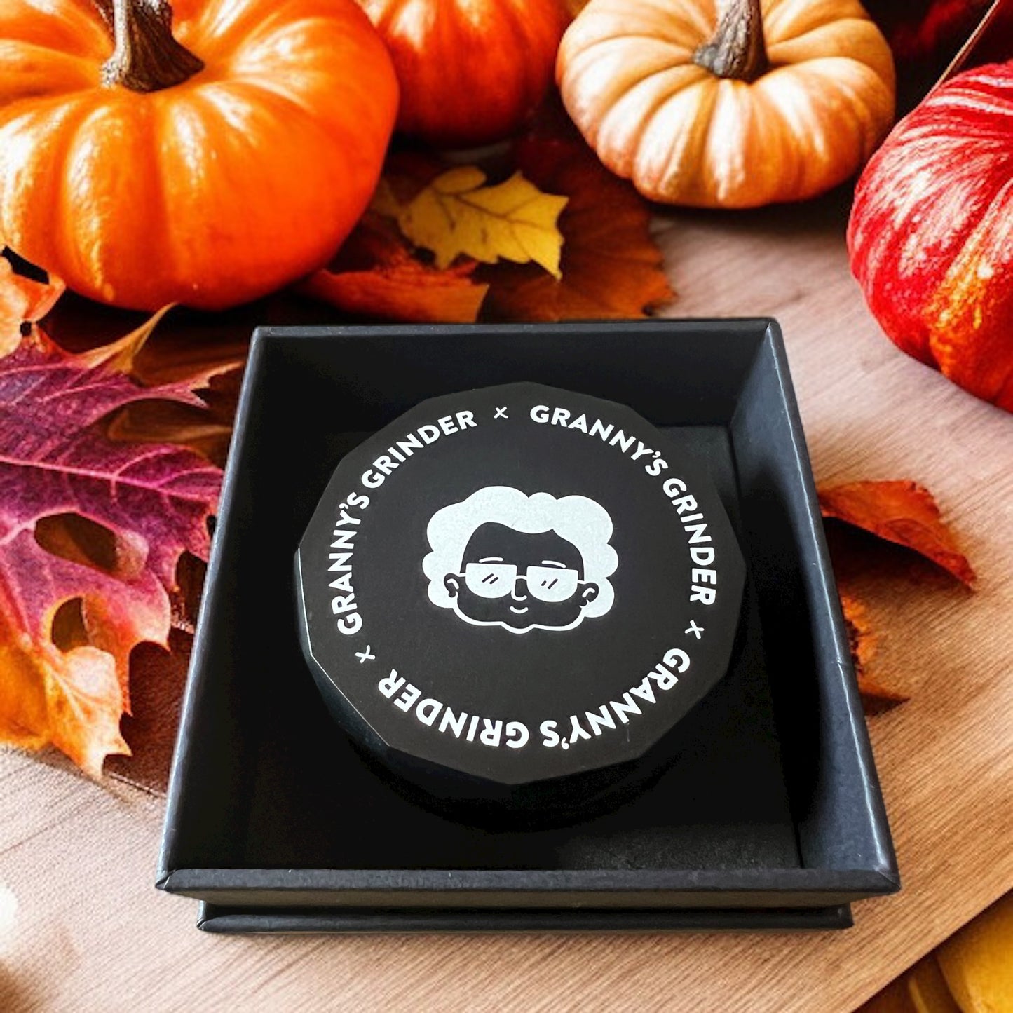 Granny‘s Grinder schwarz