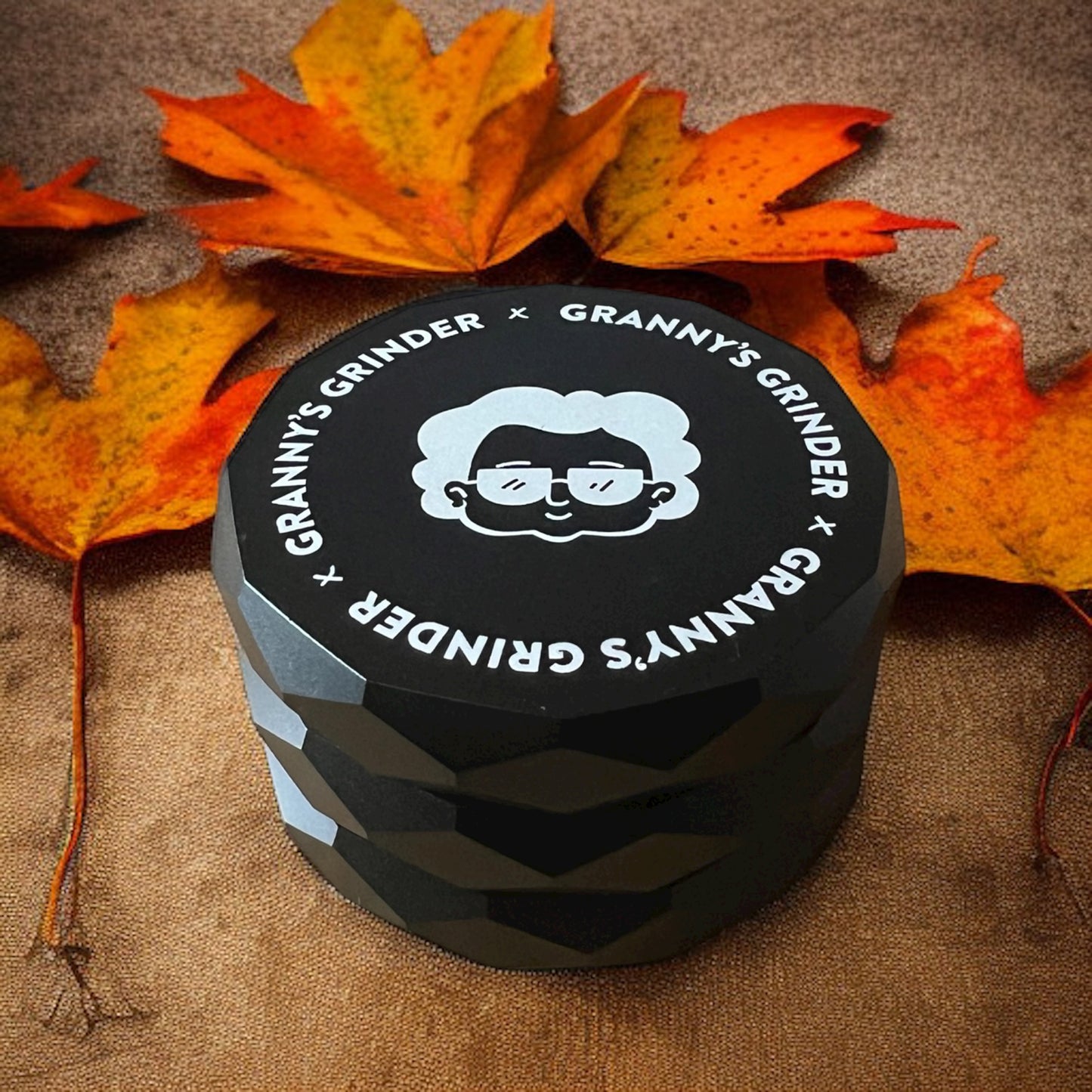 Granny‘s Grinder schwarz